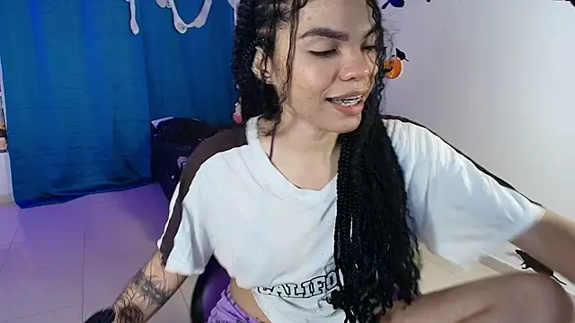 Snapshot of kitty_aikooo chatting on 11-01-25, 06:48 kitty aikooo online show from 11-01-25, 06:48