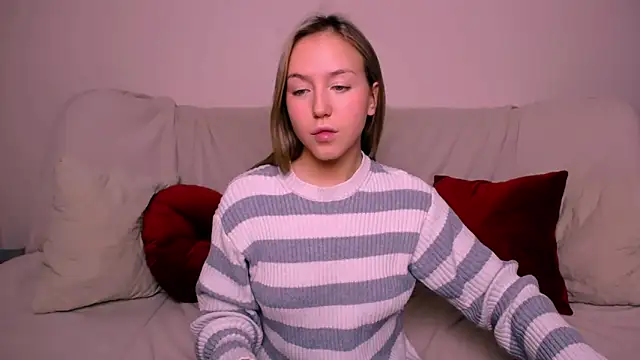 CindySparkl online show from 04-11-26, 05:34