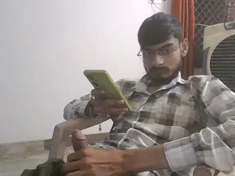 Snapshot of Kashiroy7315 chatting on 04-09-26, 04:34 Kashiroy7315 online show from 04-09-26, 04:34