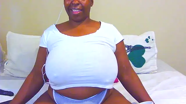 Snapshot of Black-Barbiexxc chatting on 04-05-26, 06:32 Black-Barbiexxc online show from 04-05-26, 06:32