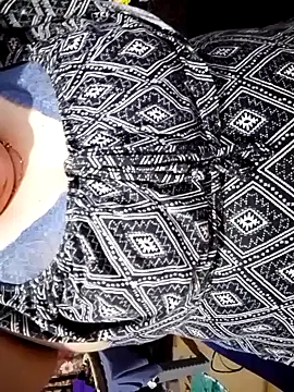 Hnonasix89 online show from 04-10-26, 11:37