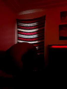 Taydagr8 online show from 12-14-25, 04:23