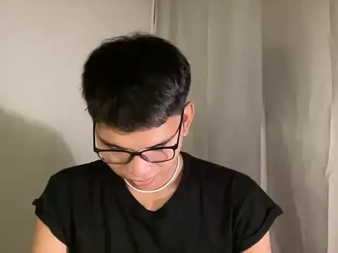 Snapshot of Euricka_Carter chatting on 10-13-25, 03:34 Euricka Carter online show from 10-13-25, 03:34