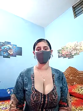 Snapshot of Cute_Faria chatting on 03-02-26, 09:27 Cute Faria online show from 03-02-26, 09:27