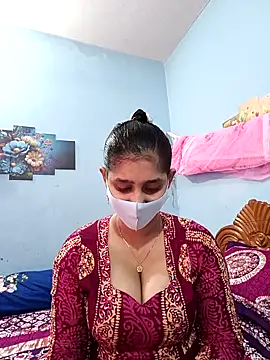 Snapshot of Cute_Faria chatting on 03-28-26, 08:36 Cute Faria online show from 03-28-26, 08:36