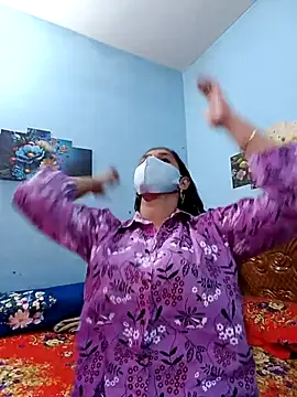 Snapshot of Cute_Faria chatting on 04-04-26, 04:22 Cute Faria online show from 04-04-26, 04:22