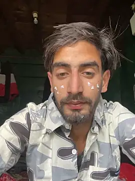 lyath3245 online show from 04-20-26, 11:24