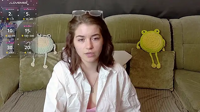 Snapshot of ElzaBlis chatting on 04-08-26, 01:00 ElzaBlis online show from 04-08-26, 01:00