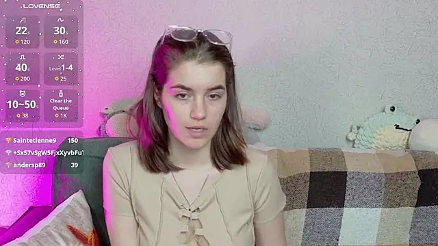 Snapshot of ElzaBlis chatting on 04-19-26, 06:10 ElzaBlis online show from 04-19-26, 06:10