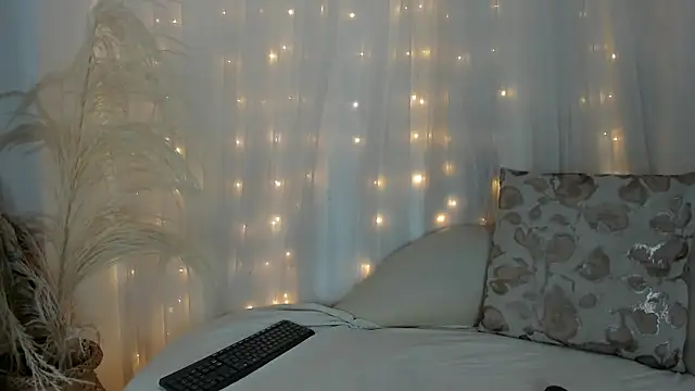 arianna cox   online show from 09-19-25, 07:58