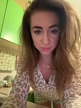 MarinaDiva11 74 online show from 10-28-25, 07:49