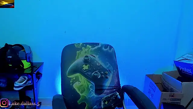 Snapshot of zeus_7777 chatting on 03-11-26, 08:31 zeus 7777 online show from 03-11-26, 08:31