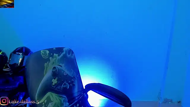 Snapshot of zeus_7777 chatting on 03-15-26, 10:43 zeus 7777 online show from 03-15-26, 10:43