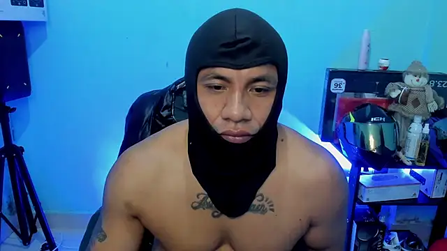 Snapshot of zeus_7777 chatting on 04-25-26, 08:39 zeus 7777 online show from 04-25-26, 08:39