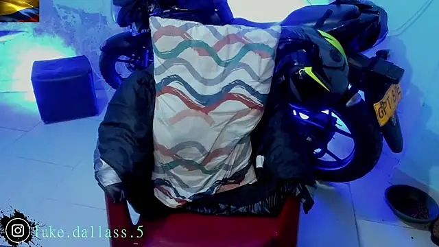 zeus 7777 online show from 08-03-26, 10:21