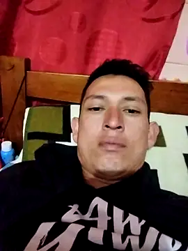 Snapshot of Franswat95 chatting on 03-29-26, 03:17 Franswat95 online show from 03-29-26, 03:17