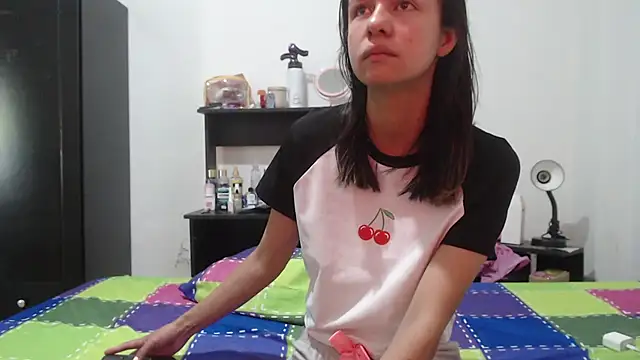 nathaly jones  online show from 07-07-26, 01:04