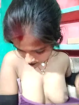 Snapshot of Maya_bhoji chatting on 03-02-26, 04:03 Maya bhoji online show from 03-02-26, 04:03