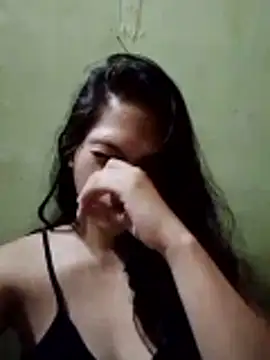 Snapshot of missluvv chatting on 04-07-26, 01:44 missluvv online show from 04-07-26, 01:44