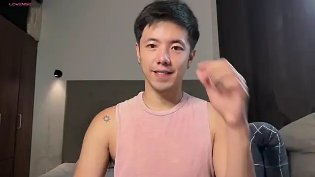 Addictiveboi online show from 05-17-26, 01:25