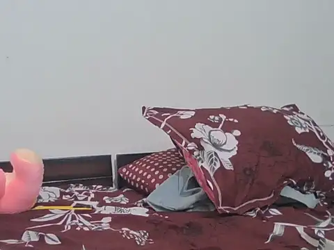 Snapshot of miss_kaur23 chatting on 01-06-26, 09:18 miss kaur23 online show from 01-06-26, 09:18