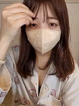 Snapshot of Sakura-japanese- chatting on 04-18-26, 12:03 Sakura-japanese- online show from 04-18-26, 12:03