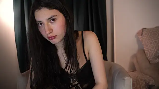 Auralea online show from 07-13-26, 04:59