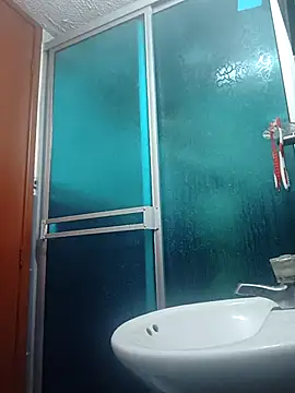 Snapshot of Rolito69 chatting on 11-09-25, 06:17 Rolito69 online show from 11-09-25, 06:17