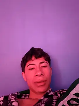 Snapshot of Rolito69 chatting on 11-13-25, 05:12 Rolito69 online show from 11-13-25, 05:12