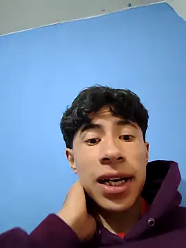 Snapshot of Rolito69 chatting on 04-15-26, 02:29 Rolito69 online show from 04-15-26, 02:29