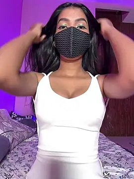 Snapshot of Neha18 chatting on 12-16-25, 12:43 Neha18 online show from 12-16-25, 12:43