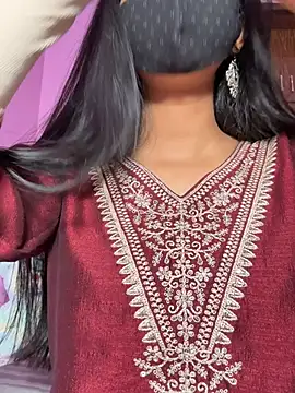 Snapshot of Neha18 chatting on 02-19-26, 11:39 Neha18 online show from 02-19-26, 11:39