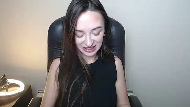 BonnieX  online show from 04-19-26, 02:38