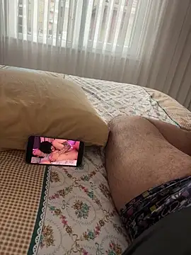 Snapshot of Burak6850 chatting on 11-30-25, 11:03 Burak6850 online show from 11-30-25, 11:03