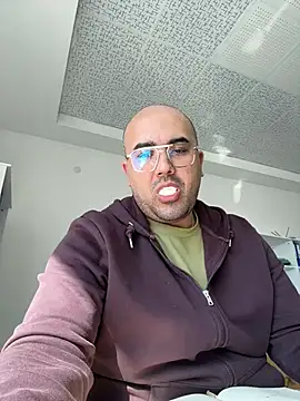 Snapshot of Burak6850 chatting on 04-07-26, 07:31 Burak6850 online show from 04-07-26, 07:31