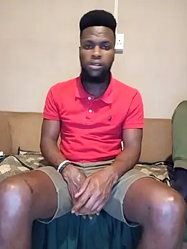 Snapshot of smith_lolah chatting on 10-17-25, 10:01 smith lolah online show from 10-17-25, 10:01