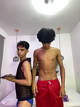 Violet Dream2 online show from 03-26-26, 12:17