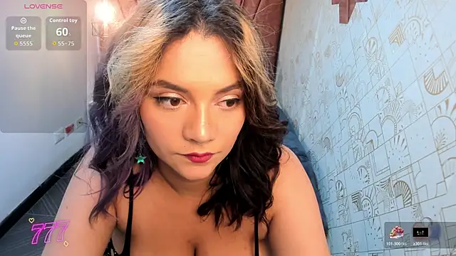 Kiara Cruz   online show from 03-24-26, 07:52