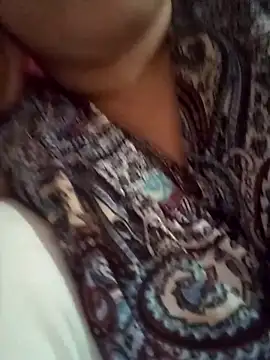 Snapshot of Nudeshou chatting on 03-10-26, 03:17 Nudeshou online show from 03-10-26, 03:17