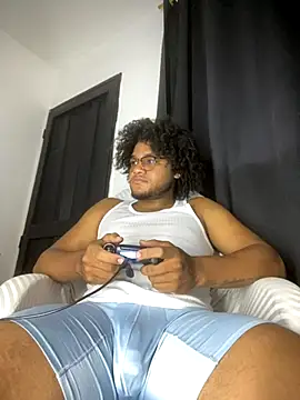 Snapshot of tommyy_love chatting on 09-09-25, 03:39 tommyy love online show from 09-09-25, 03:39