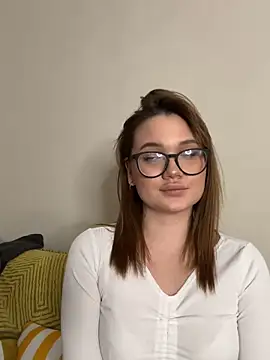 Snapshot of KittyMarry chatting on 03-12-26, 02:23 KittyMarry online show from 03-12-26, 02:23