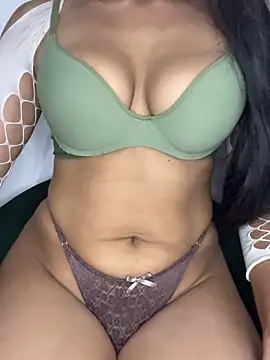 Akiira 00 online show from 06-16-26, 11:24