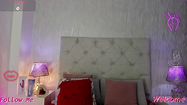 Snapshot of Pamelamiler__ chatting on 02-01-26, 01:31 Pamelamiler online show from 02-01-26, 01:31
