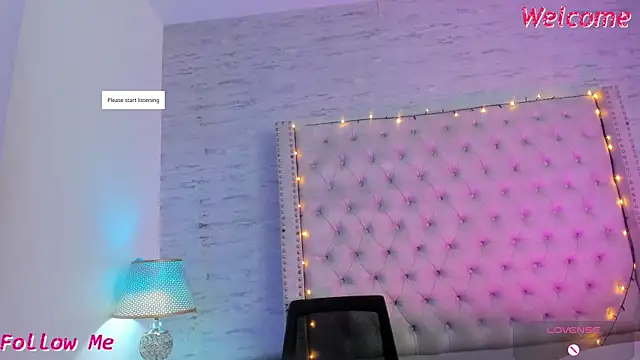 Snapshot of Pamelamiler__ chatting on 05-12-26, 12:24 Pamelamiler online show from 05-12-26, 12:24