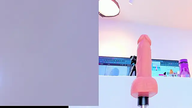 Snapshot of maily_zanss chatting on 02-25-26, 07:56 maily zanss online show from 02-25-26, 07:56