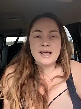 Snapshot of BrokenWife chatting on 09-15-25, 06:57 BrokenWife online show from 09-15-25, 06:57