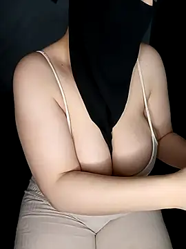 Lamia Queen  online show from 02-12-26, 02:56