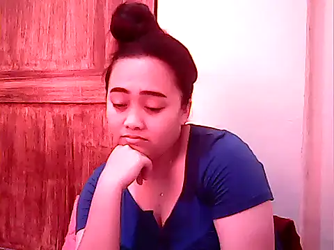 Snapshot of Pinay_Chubby20 chatting on 03-07-26, 01:24 Pinay Chubby20 online show from 03-07-26, 01:24