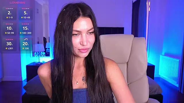 EliseVelour online show from 07-21-26, 12:18