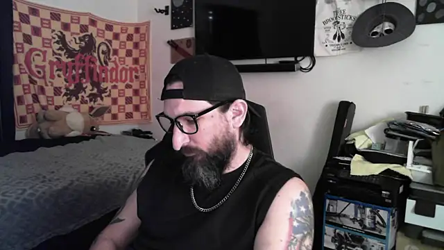 Snapshot of DevilPup75_ chatting on 03-17-26, 05:38 DevilPup75 online show from 03-17-26, 05:38